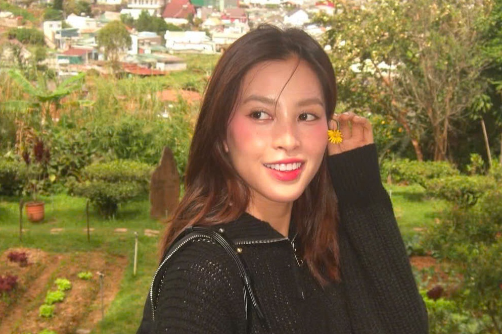 Tuan qua Tieu Vy den Da Lat, vo chong Do My Linh hen ho o Hong Kong hinh anh