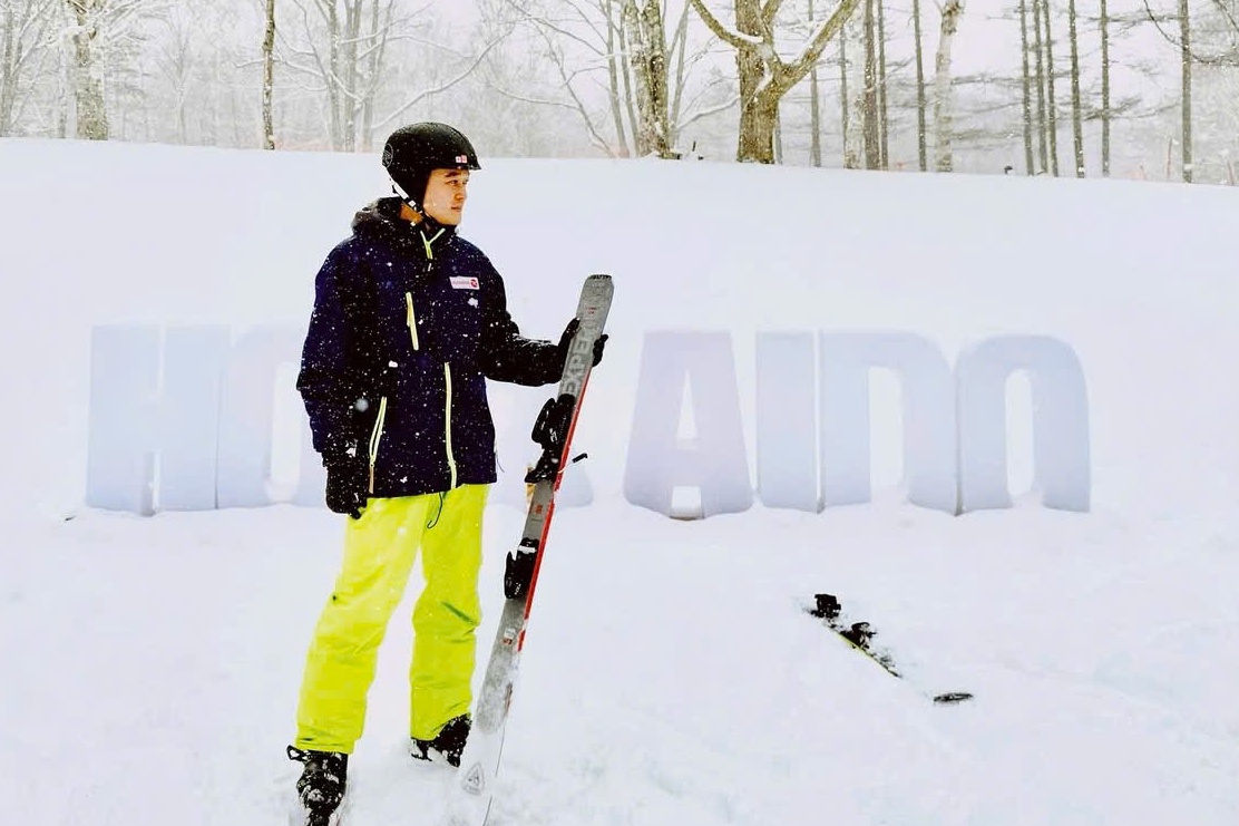 Tuan qua Quang Vinh truot tuyet o Hokkaido, Huong Giang den Con Dao hinh anh