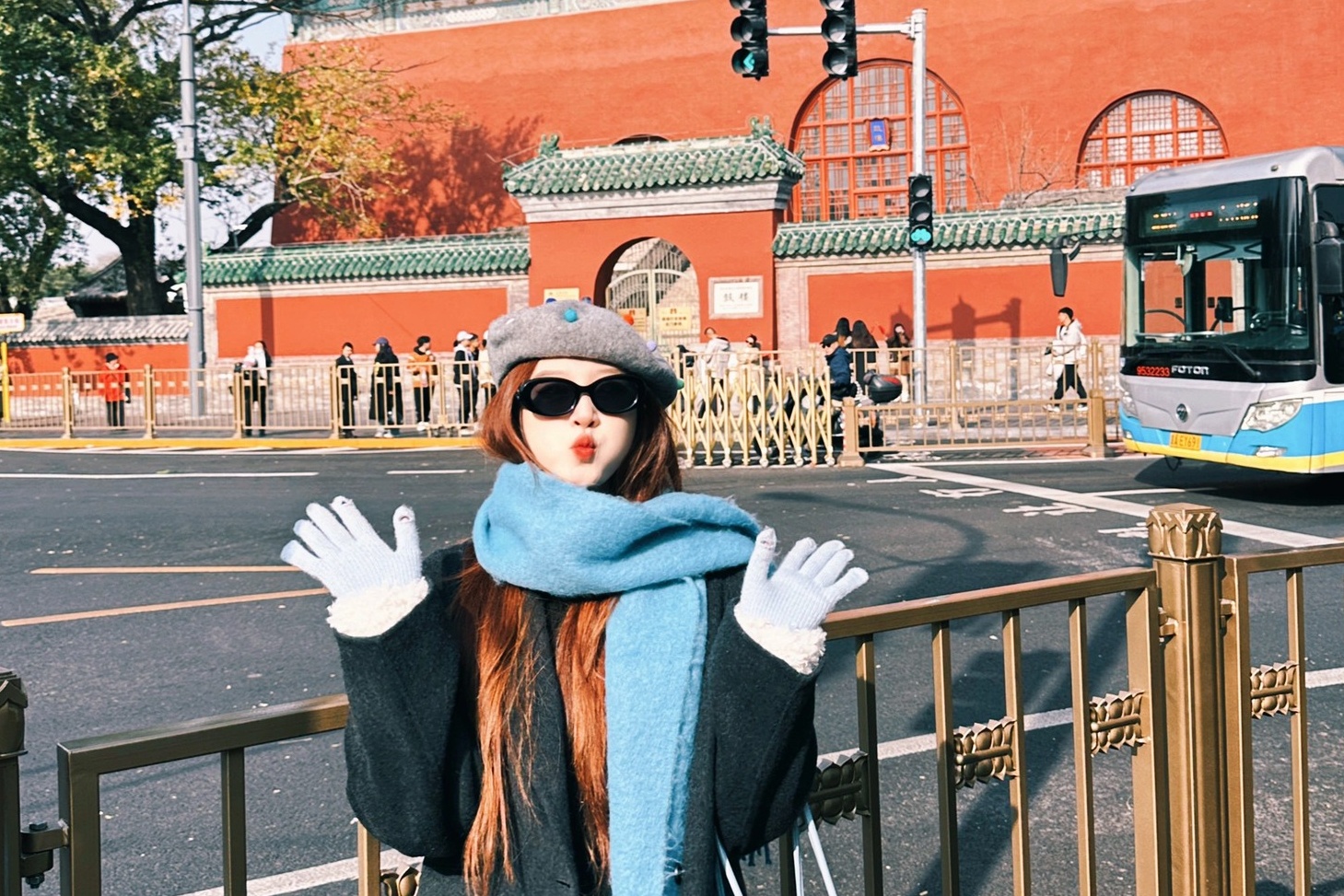 Trung Quoc 'hot vang' Tet nay nho mien visa hinh anh