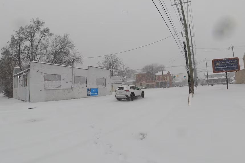 Bao tuyet hoanh hanh khap mot nua nuoc My hinh anh