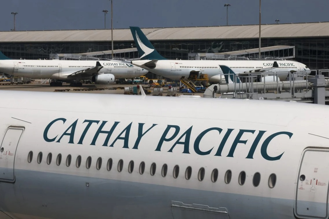 Khach danh nhau tren may bay thuong gia tu Nhat Ban den Hong Kong hinh anh