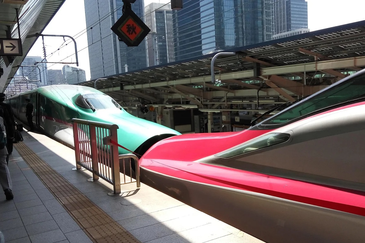 Canh tau hoa 'hon nhau' gay sot o Nhat Ban hinh anh