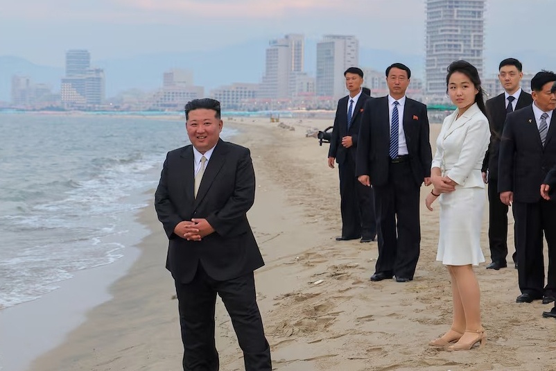 Trieu Tien mo khu du lich ven bien suc chua 20.000 khach hinh anh