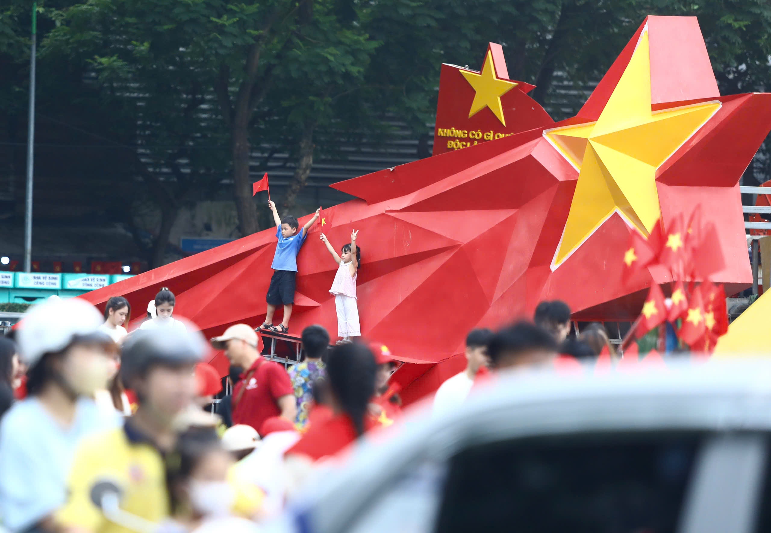 Bai hoc sau 'concert quoc gia' ngay 1 hinh anh