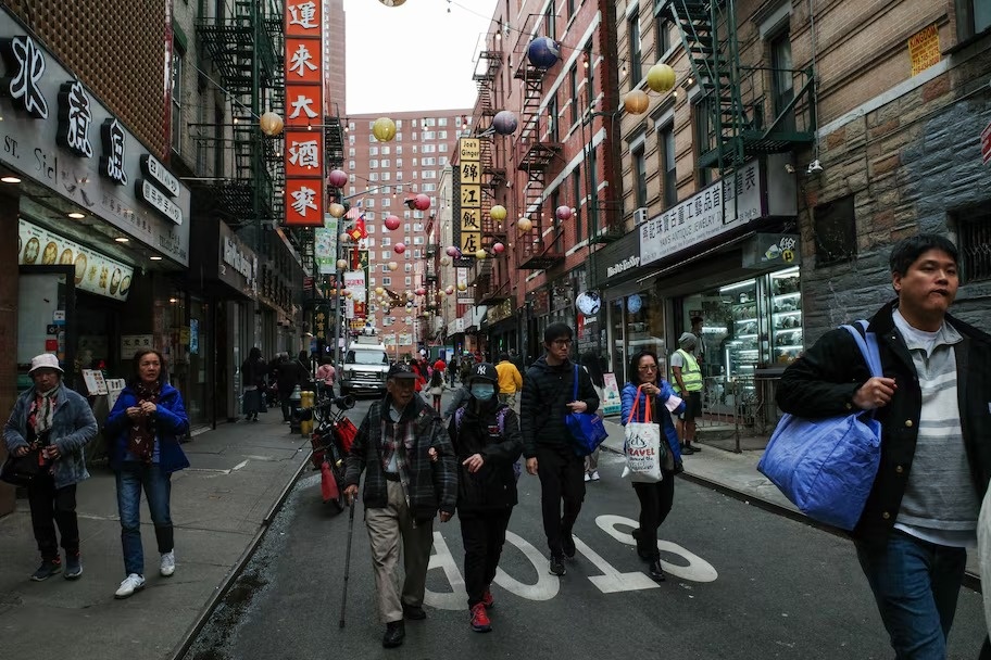 Muc phi xin visa 'nhu duoi khach' cua My hinh anh