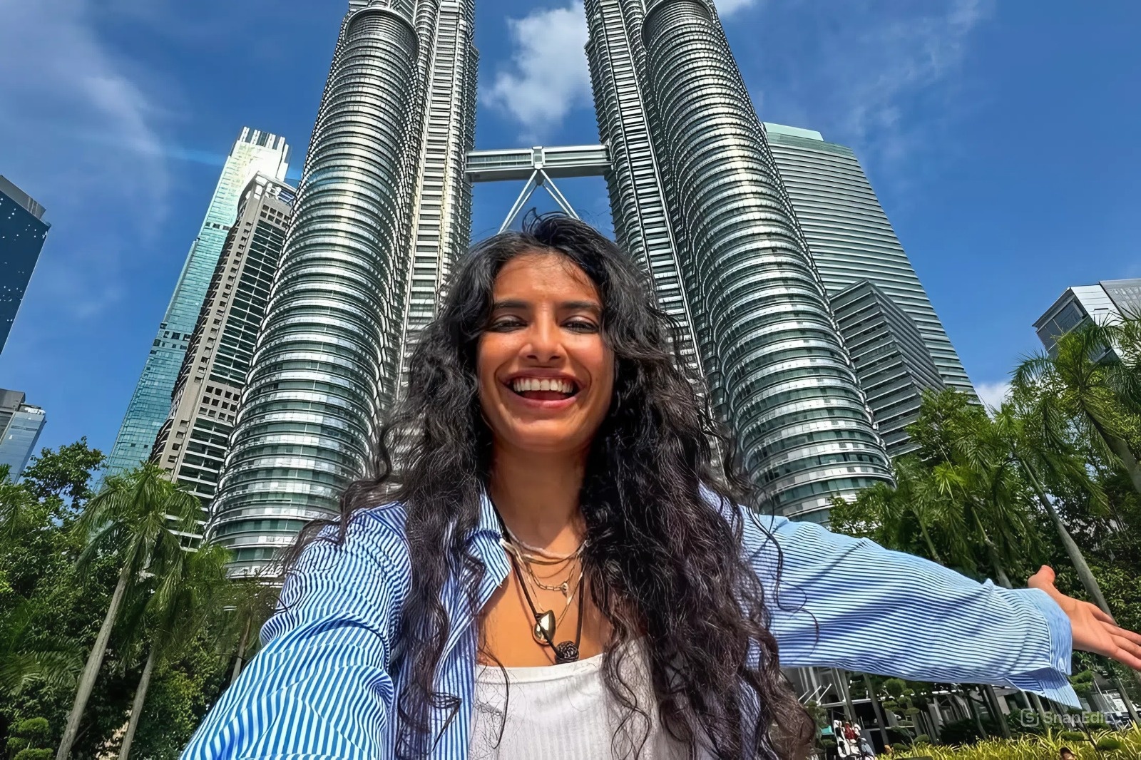 Malaysia thua nhan 4 dieu keo tut lui nganh du lich hinh anh