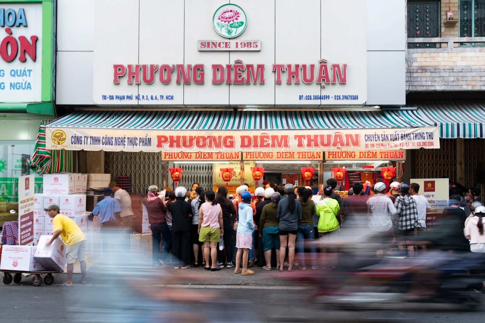 Tai sao dung hang gio cho mua mon 'hot'? hinh anh