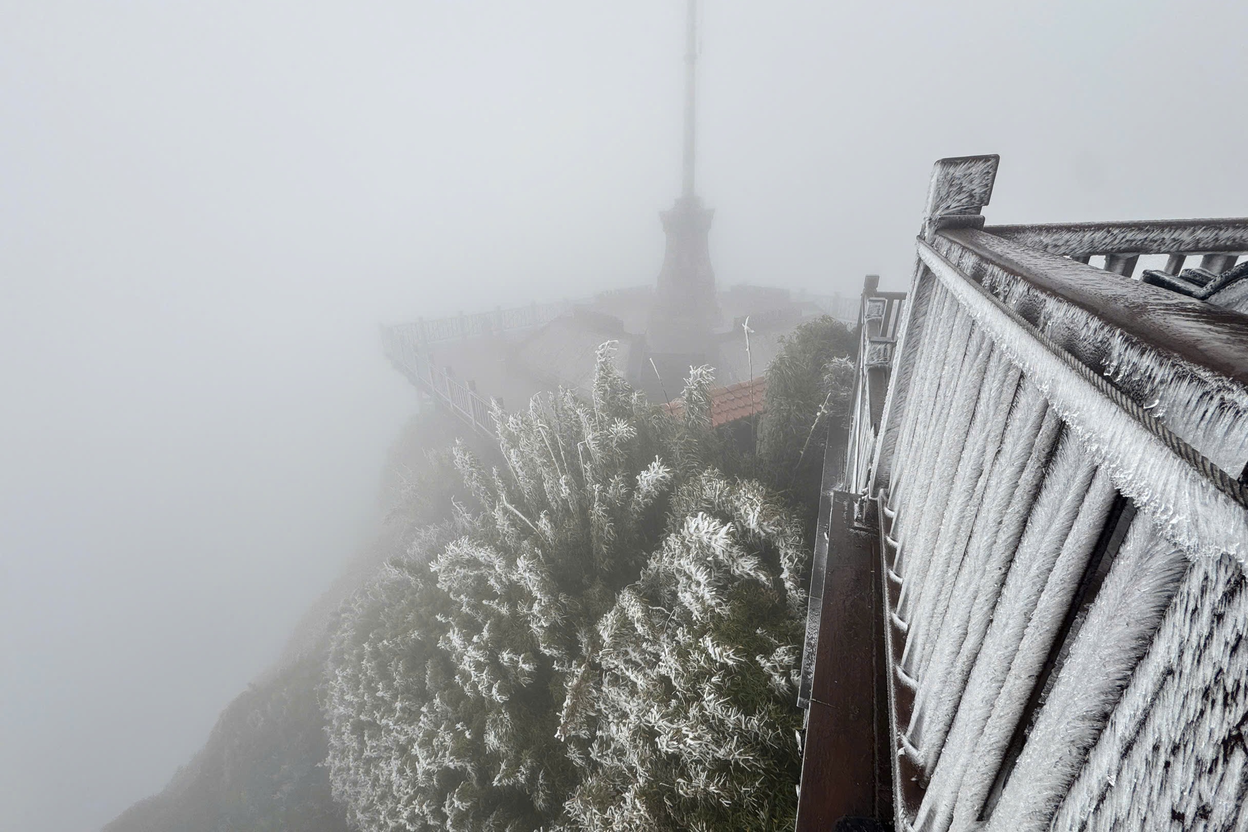 Fansipan -3 do C hinh anh