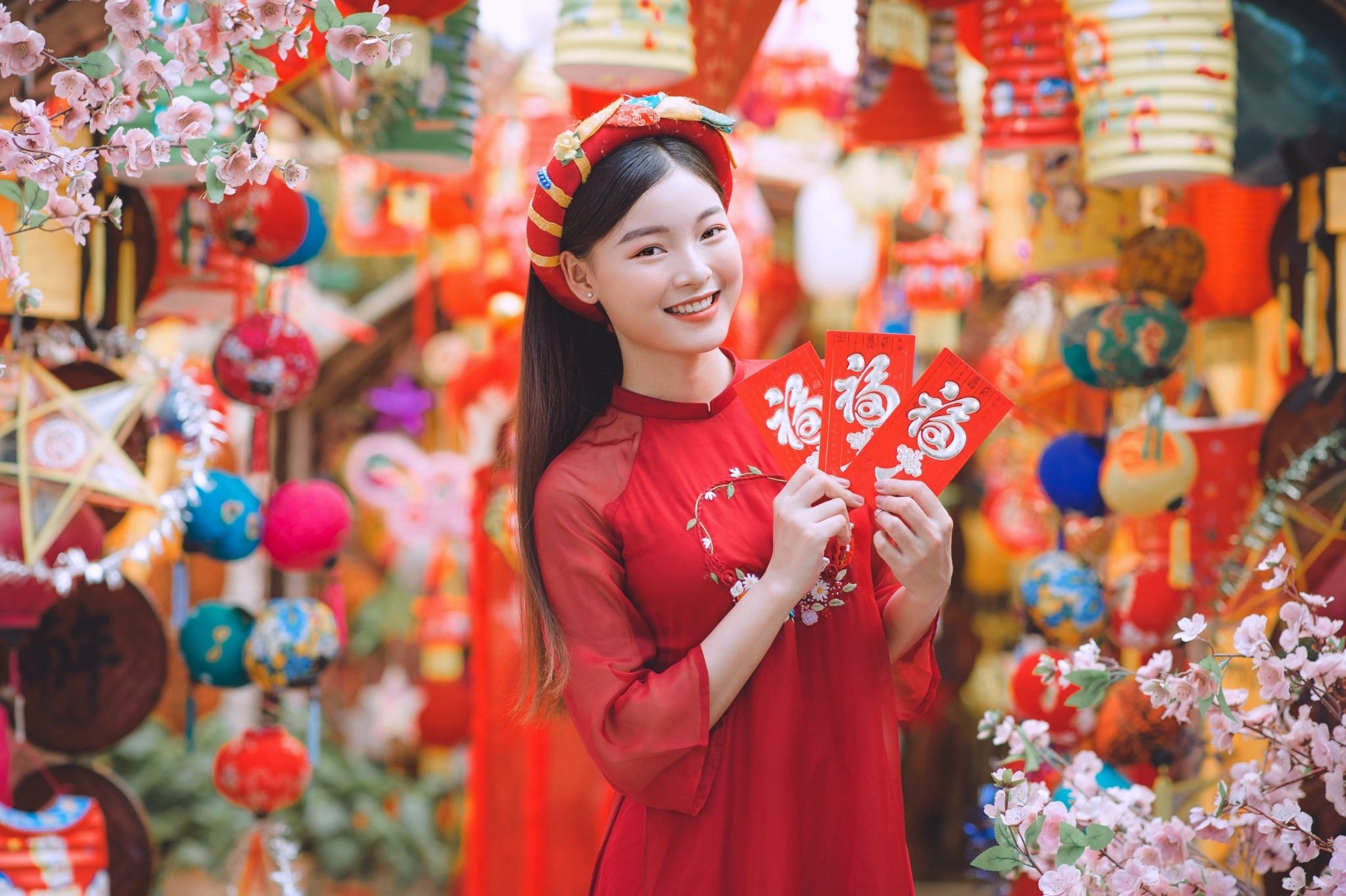 Nen bo bao nhieu trong phong bao li xi? hinh anh