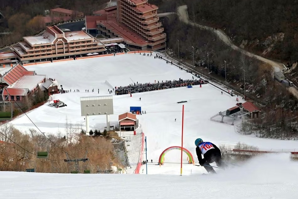 Khu truot tuyet 'dang cap the gioi' cua Trieu Tien hinh anh