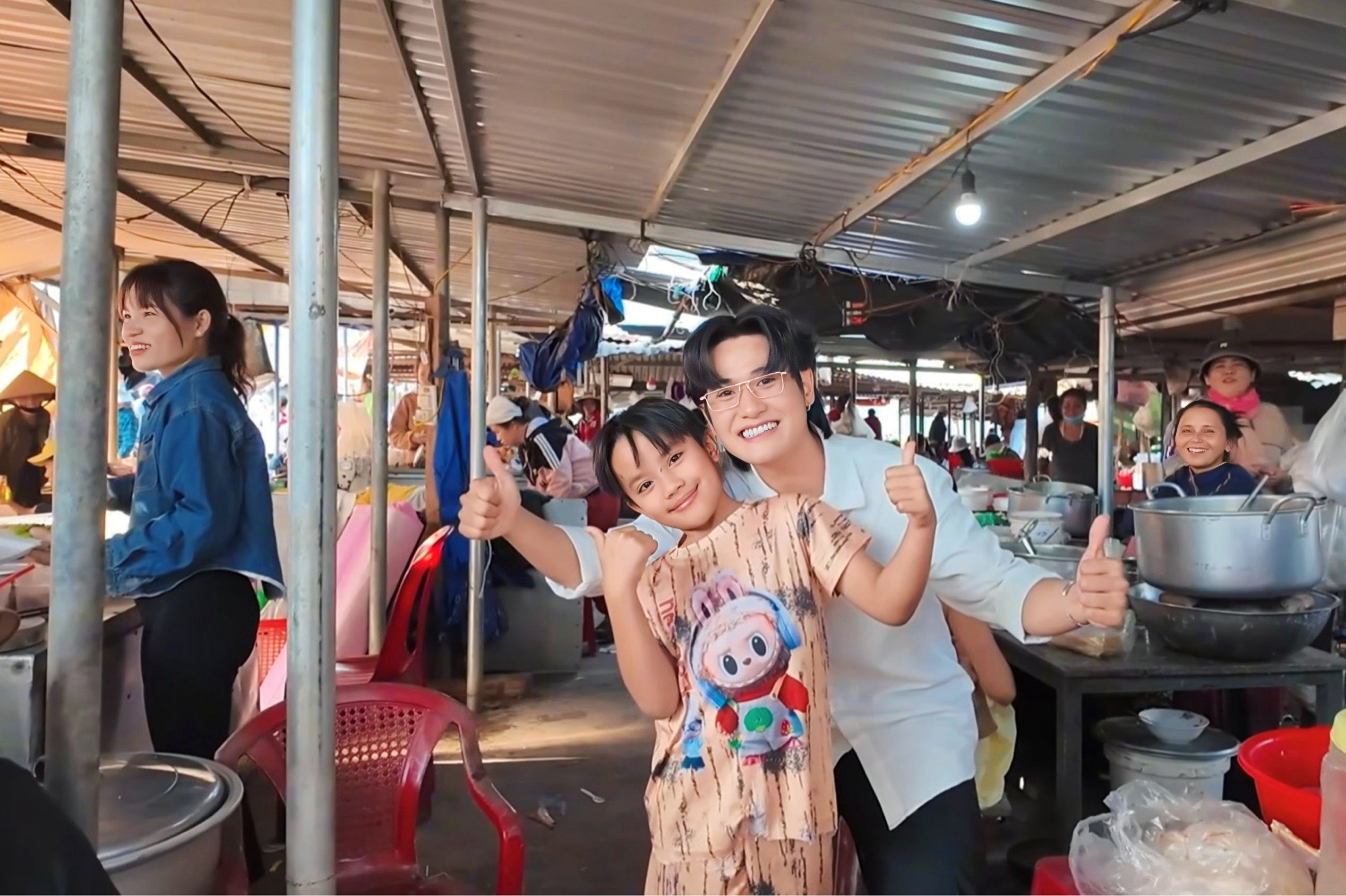 Quan Không Gờ ảnh 3 Quan Khong Go anh 3