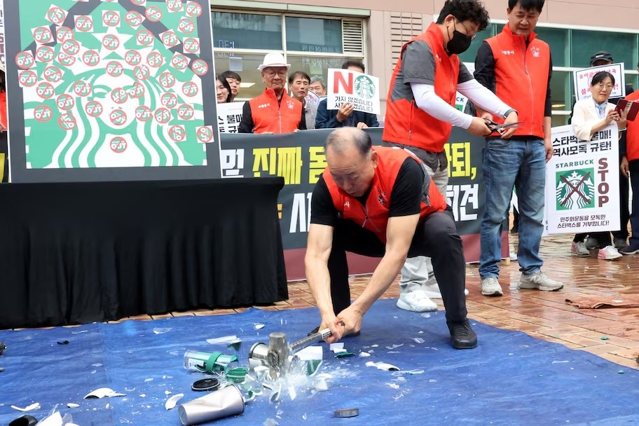 Starbucks anh 1