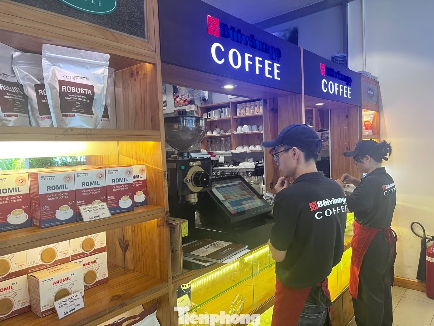 qu&aacute;n c&agrave; ph&ecirc; ảnh 2