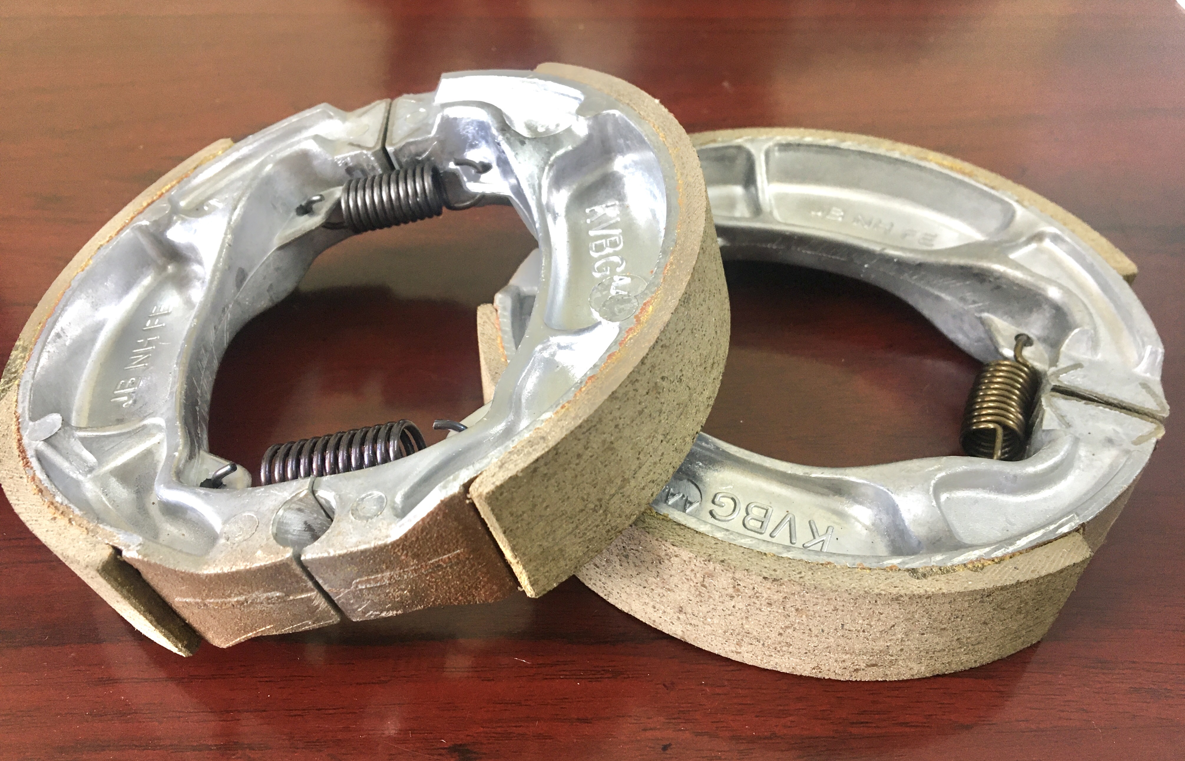 Ma phanh xe may lam tu ba ca phe hinh anh