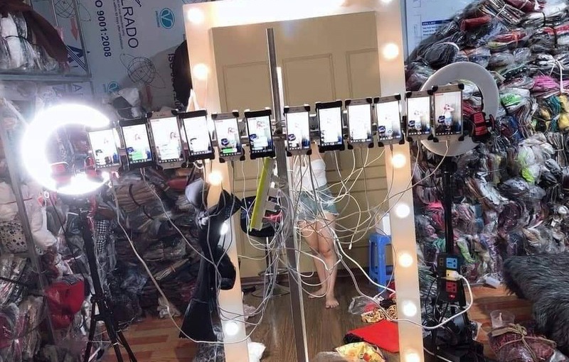 mau livestream ban hang anh 1