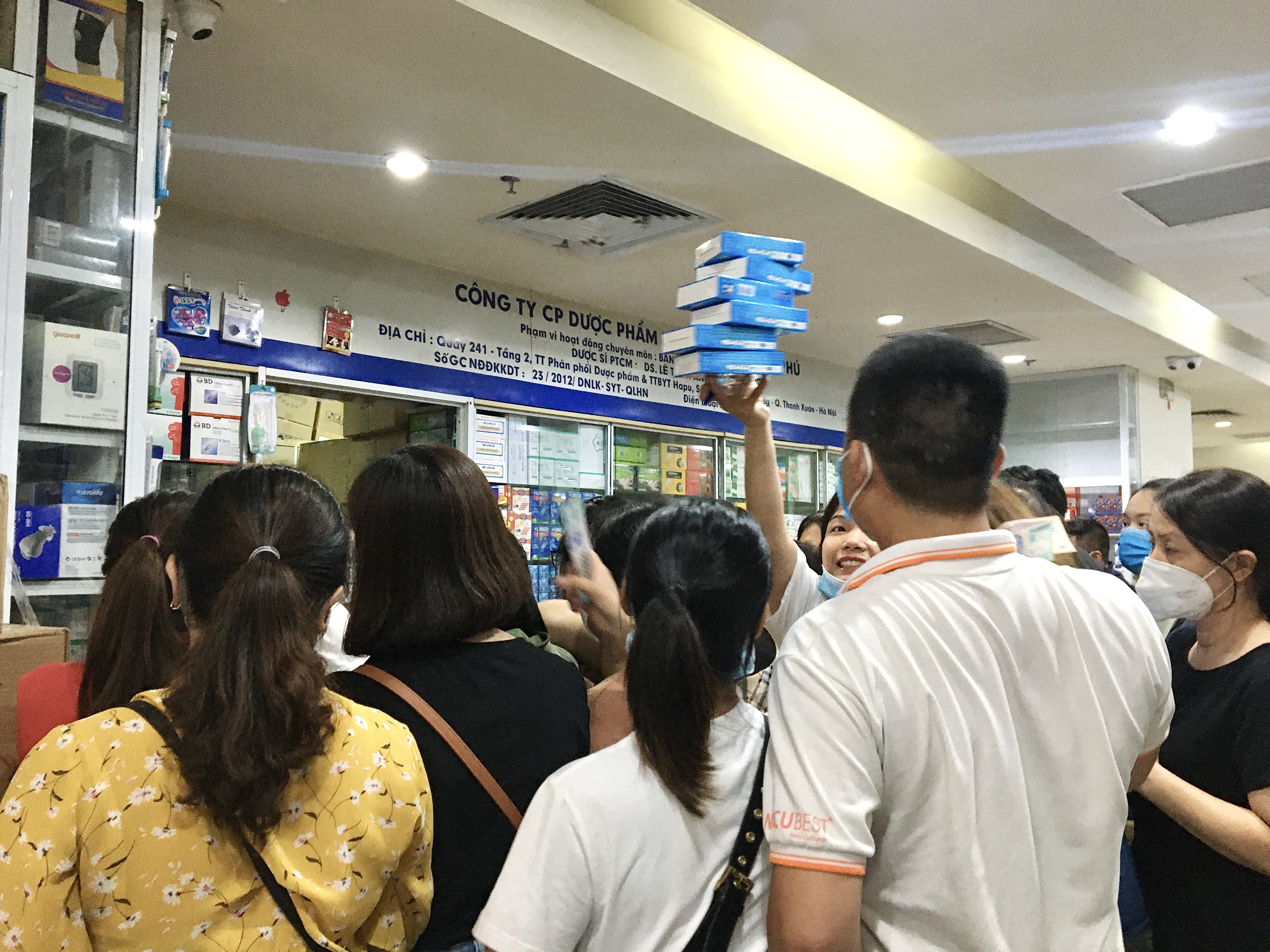 khau trang chay hang anh 1