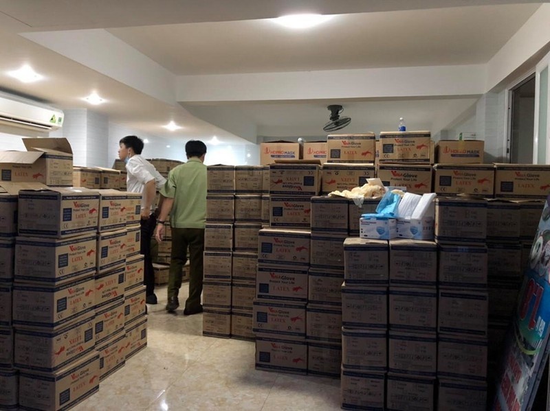 Bat giu hon 3 trieu chiec khau trang khong ro nguon goc anh 1