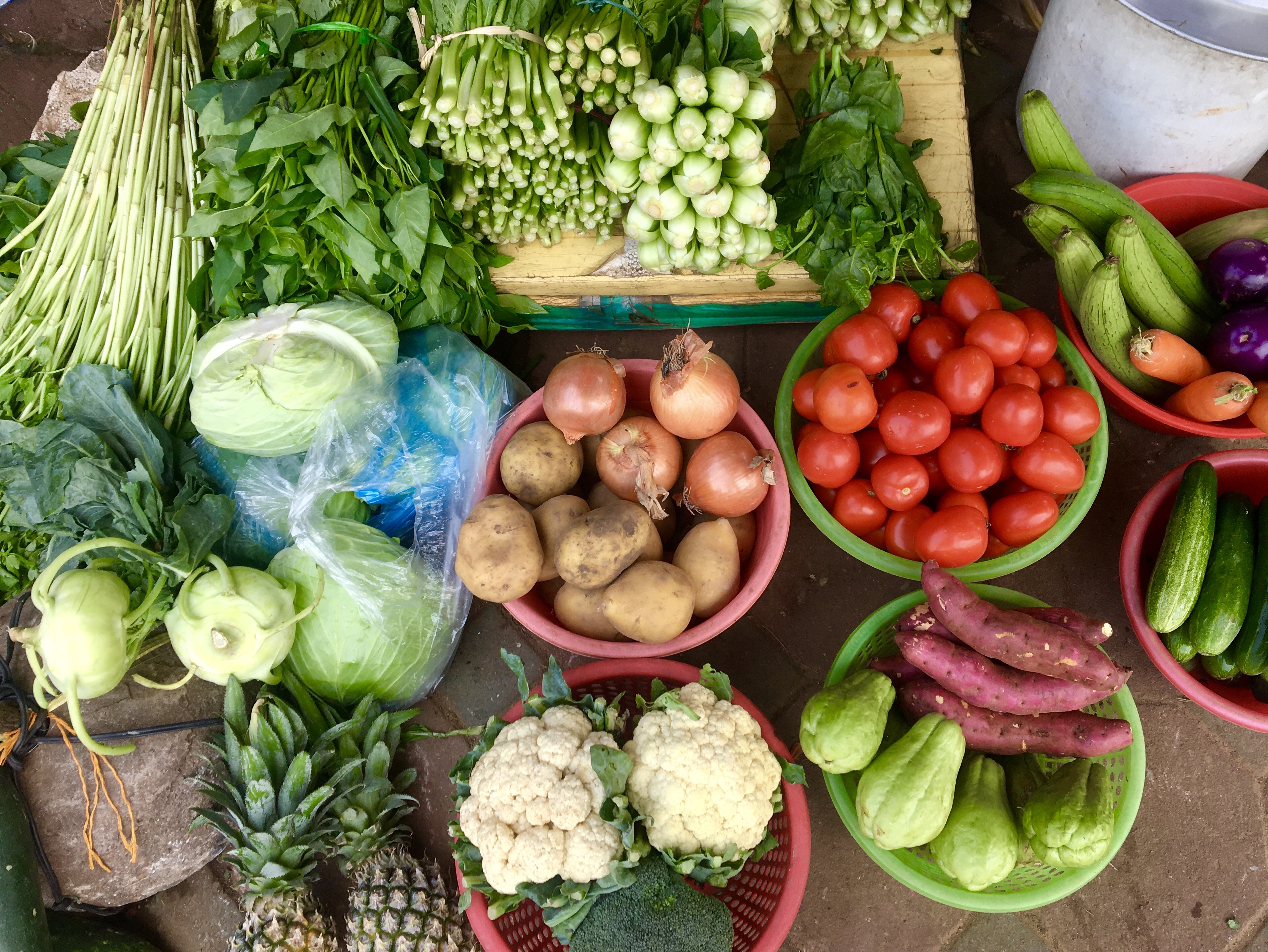 Rau xanh tang gia gap doi hinh anh