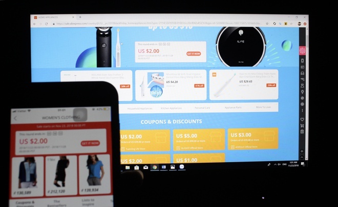 Nhon nhip dich vu nhan san hang thue dip Black Friday hinh anh