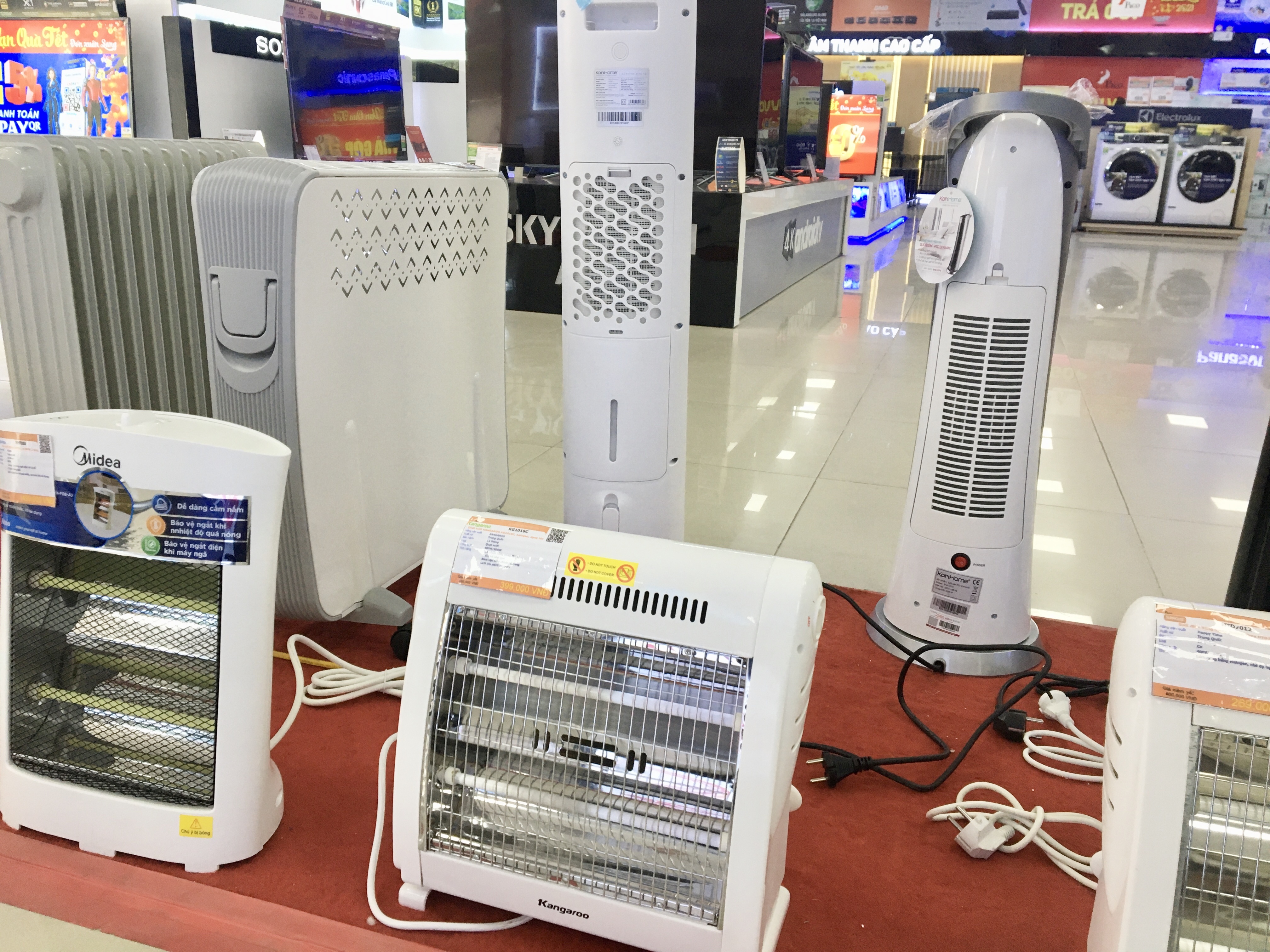 Thiet bi suoi am dat khach anh 1