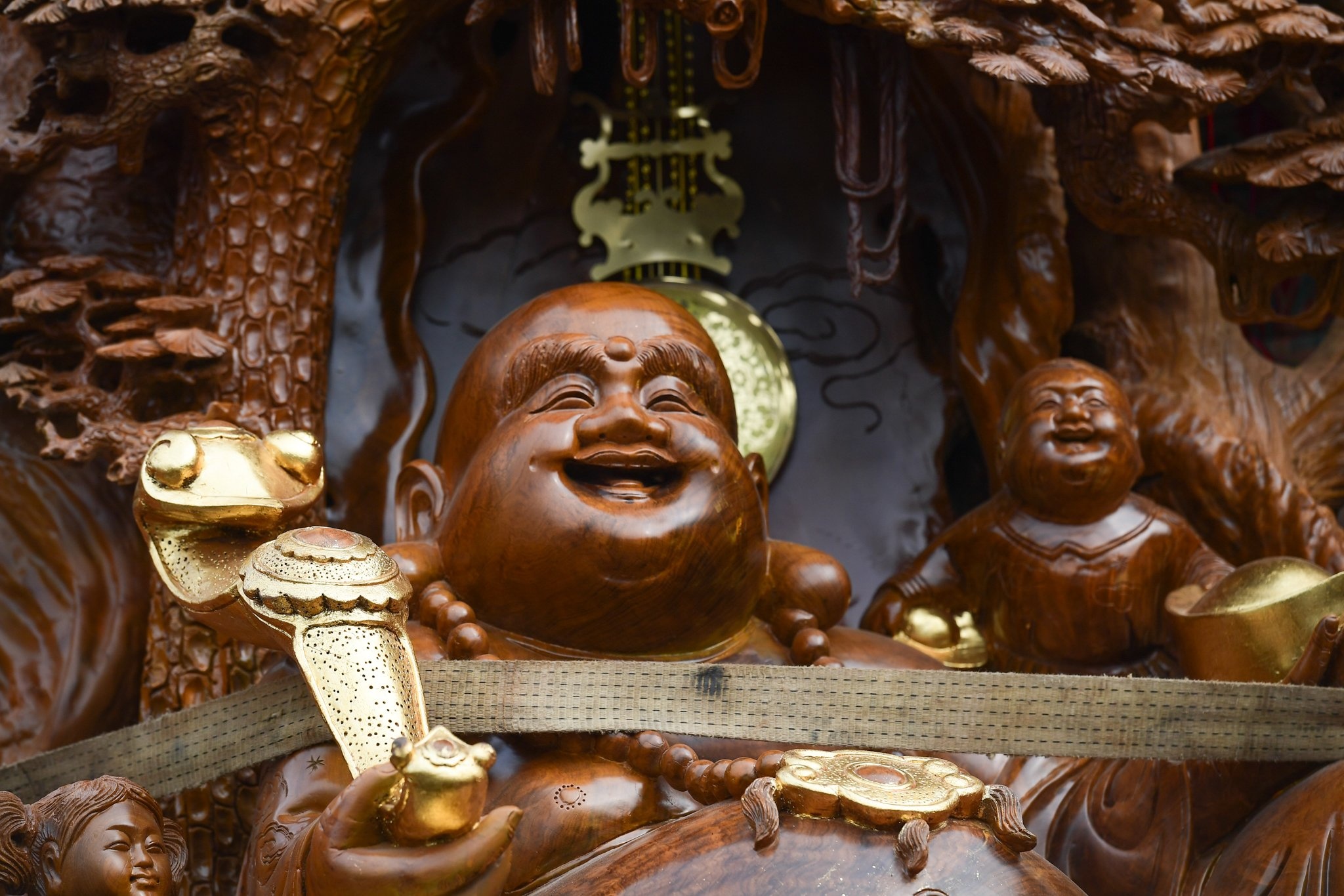 Bo ban ghe go Nu Khao gan 3 ty dong o Ha Noi anh 4