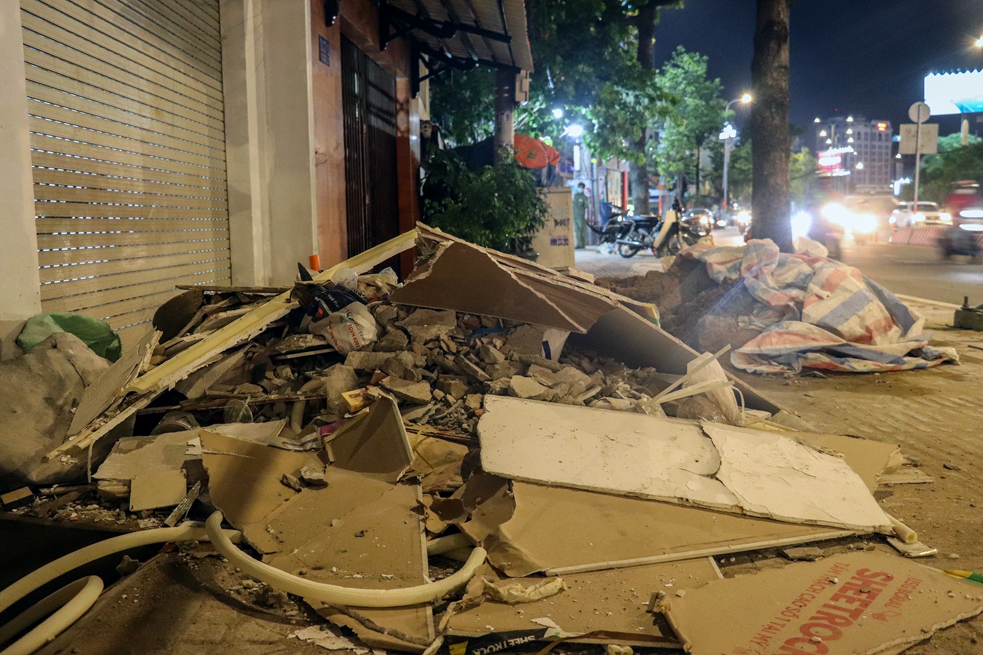 cho thue mat bang Nguyen Huu Canh anh 8