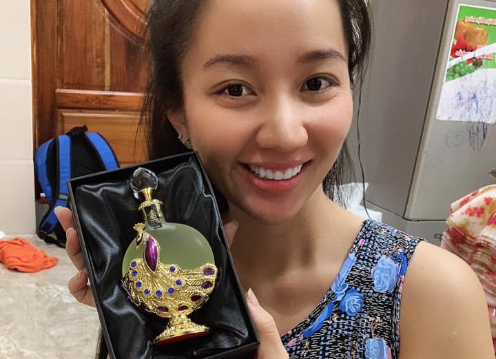 vo Le Duong Bao Lam ban nuoc hoa gia anh 1