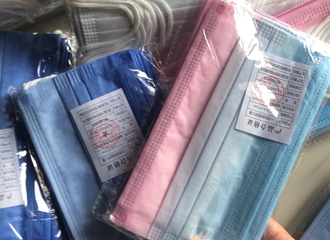 Khau trang y te noi dia Trung Quoc anh 1