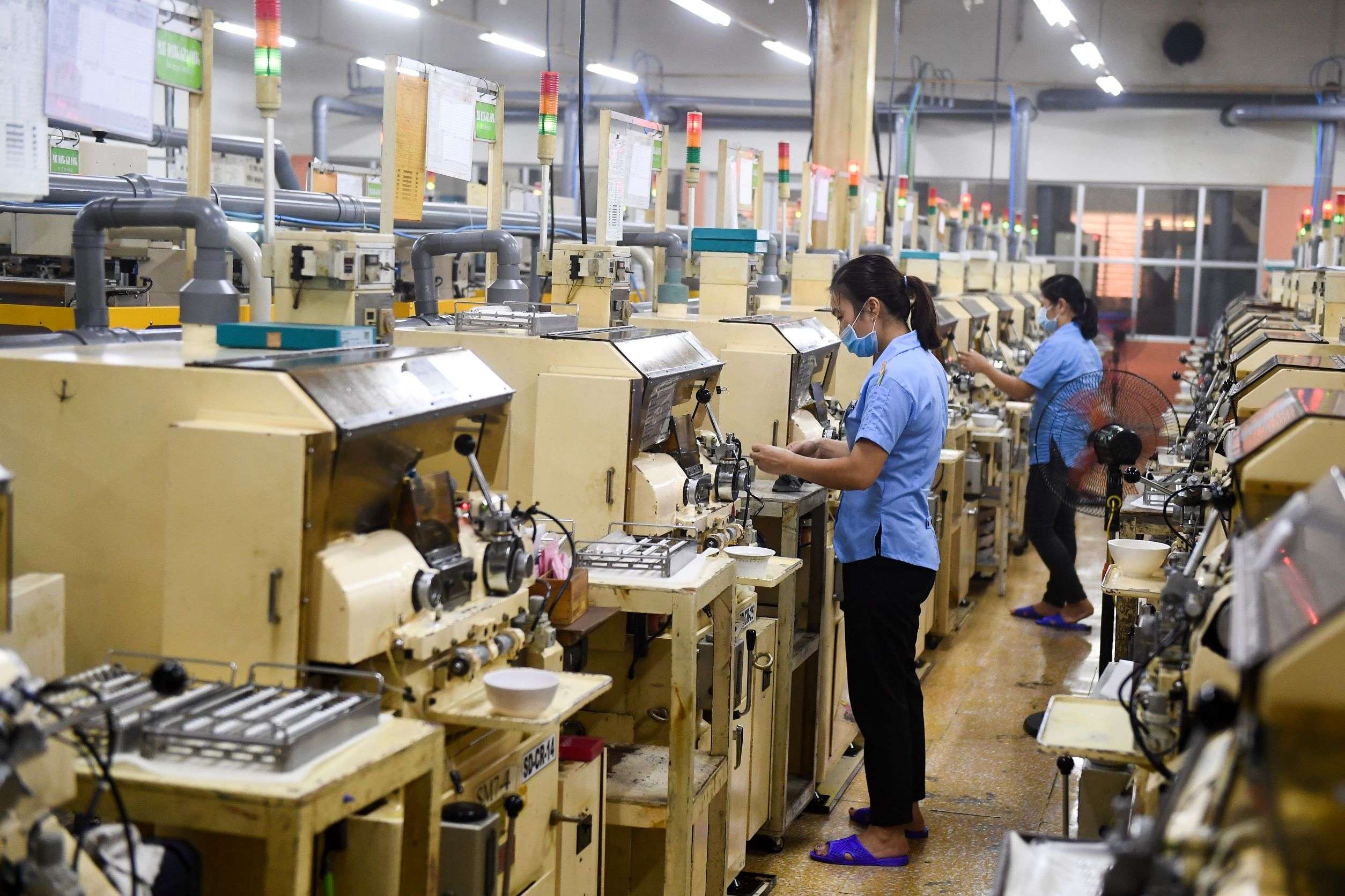 lo hong 3 tai cho anh 3