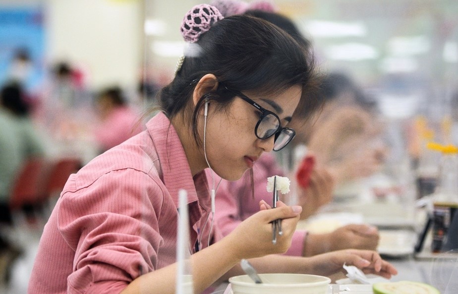 Doanh nghiep '3 tai cho' o TP.HCM duoc di cho ho hinh anh