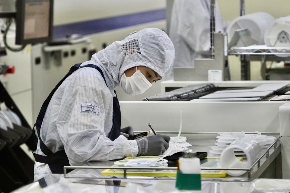 Doanh nghiep chi duoc su dung lao dong da xet nghiem rRT-PCR am tinh hinh anh