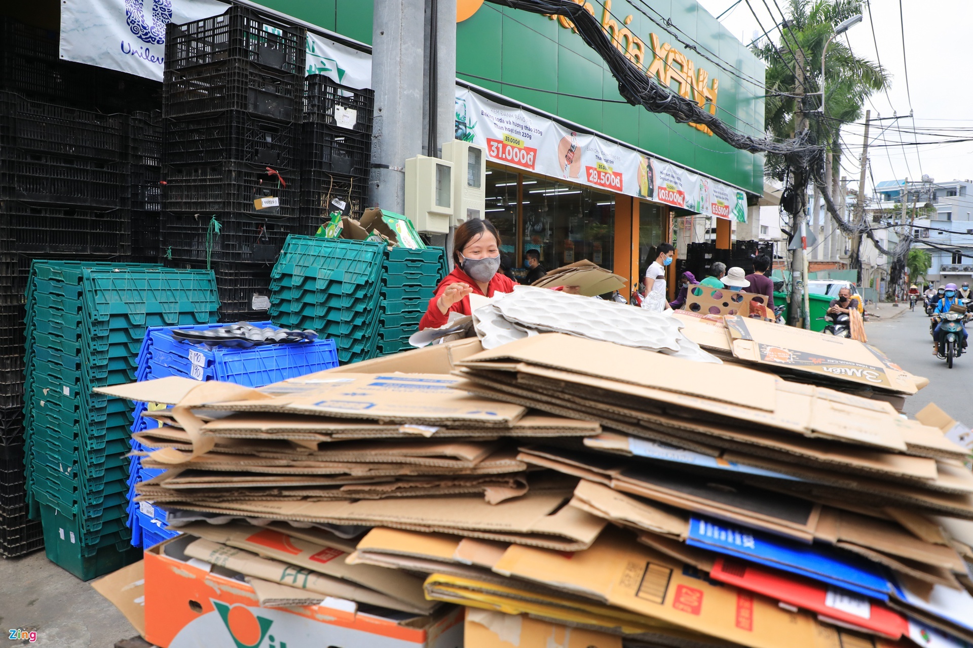 mot tuan vat va cua sieu thi anh 3