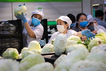 Mot tuan cang thang cua cac sieu thi o TP.HCM hinh anh