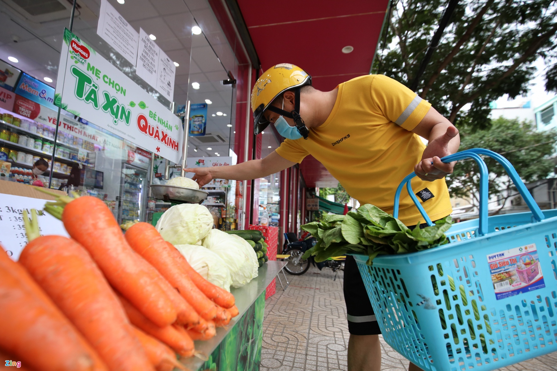 Hien trang phan phoi hang hoa cua TP.HCM anh 2