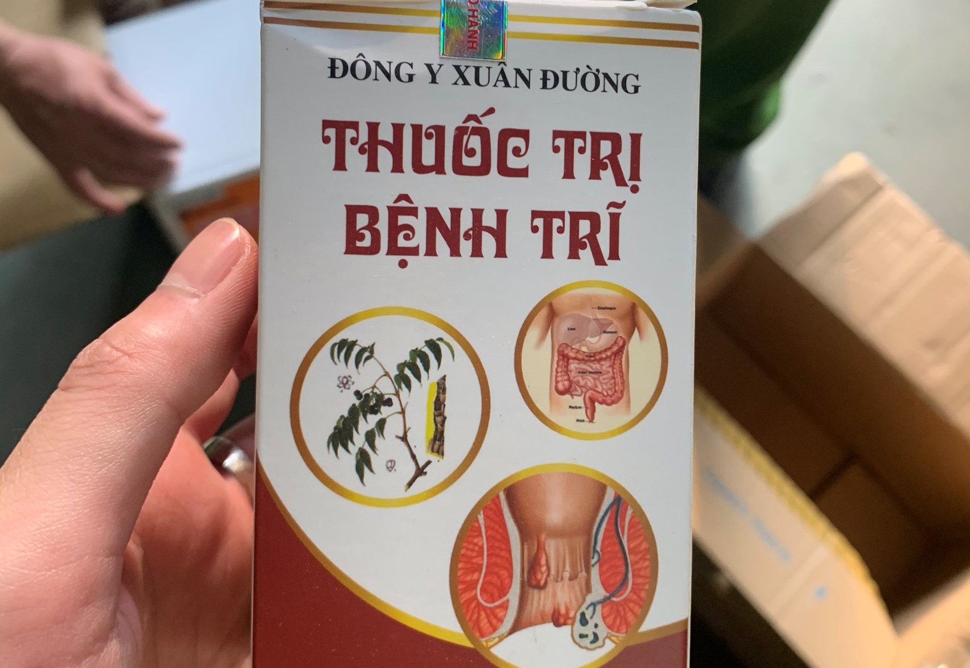 Ban thuoc dong y gia thu ve 200 trieu dong/ngay hinh anh