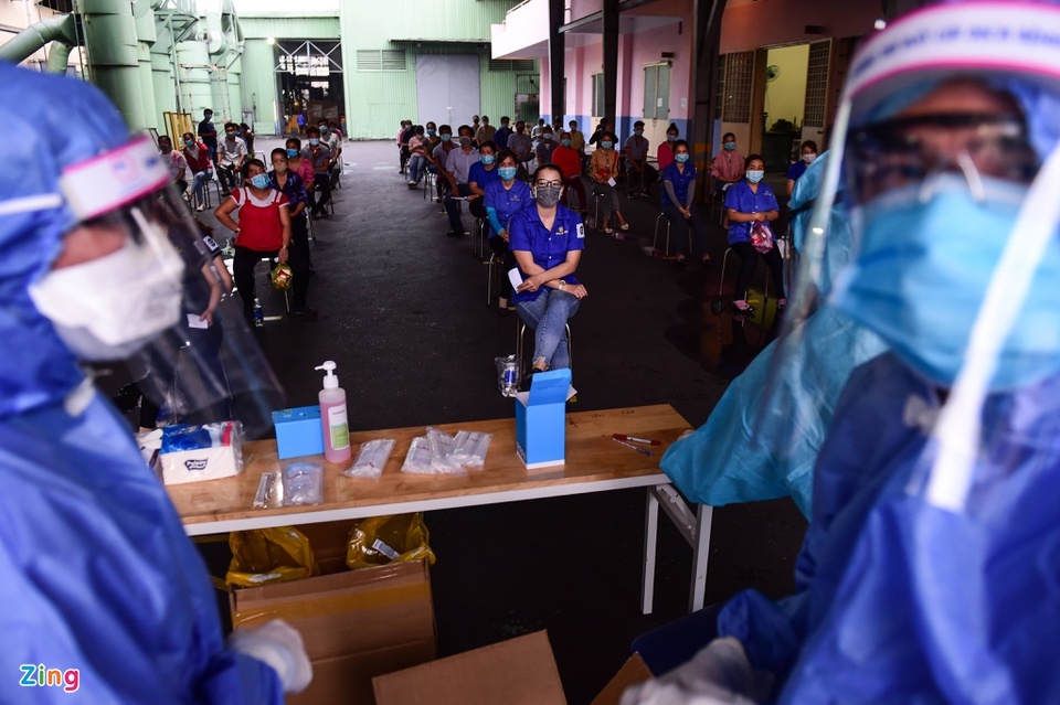 doanh nghiep lo phi xet nghiem anh 4