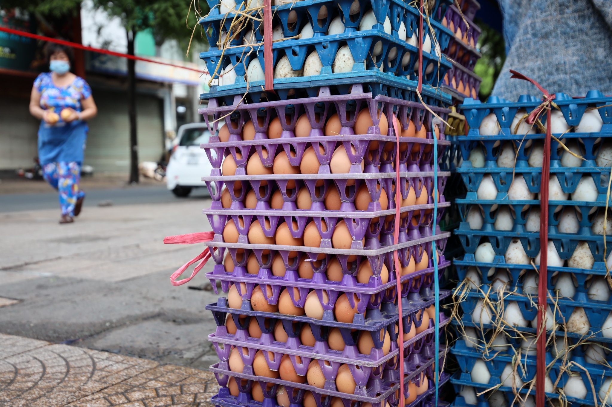 Sieu thi, cho o TP.HCM day ap trung hinh anh