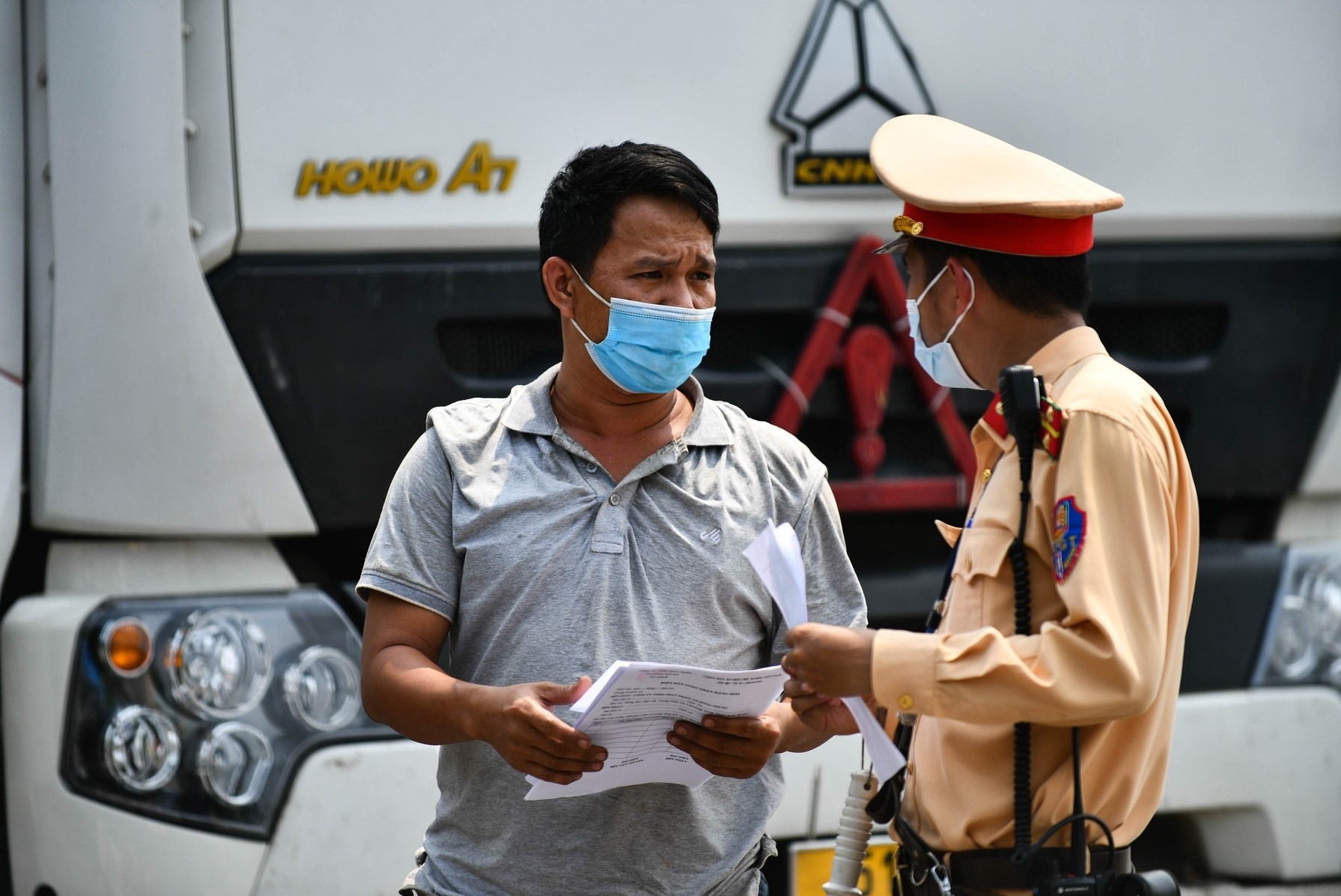 Nhieu hiep hoi kien nghi len Thu tuong ve giay di duong moi hinh anh