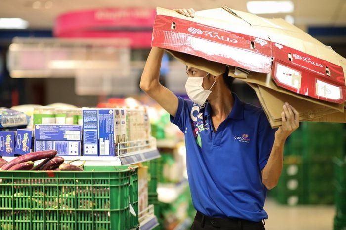 Nhan vien sieu thi o TP.HCM luu thong sau 18h phai co the nhan dien hinh anh