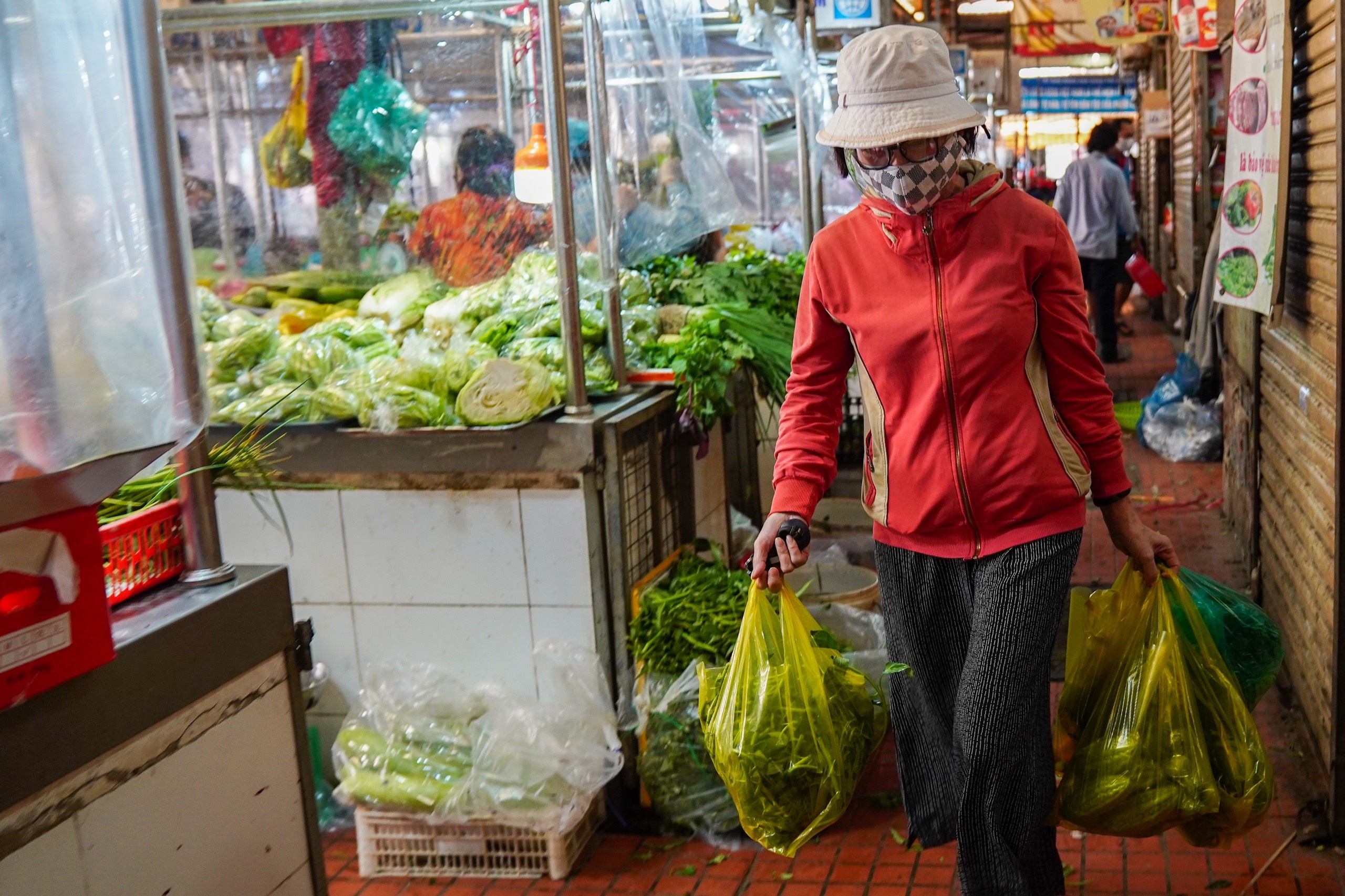 di sieu thi tu 4h sang anh 14