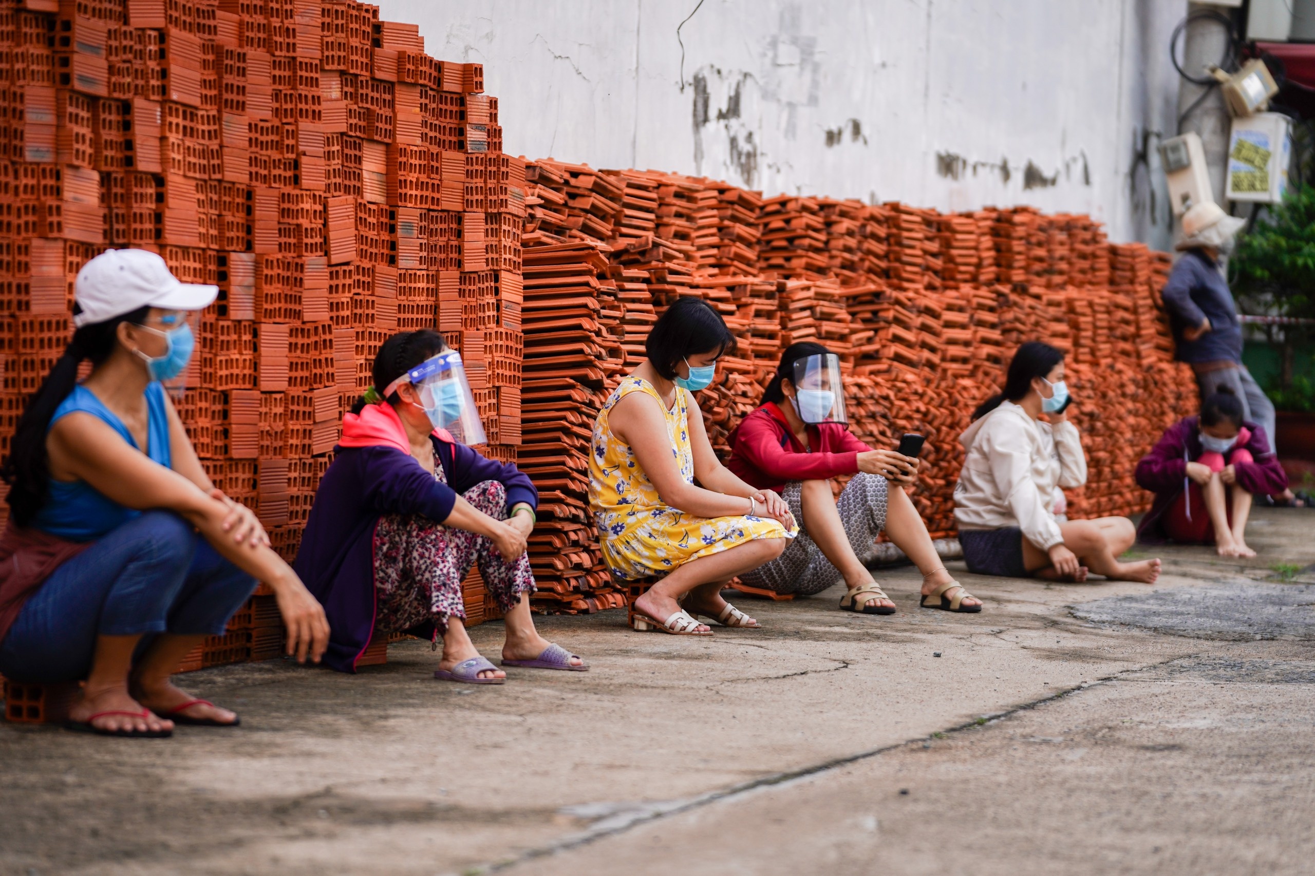 di sieu thi tu 4h sang anh 4