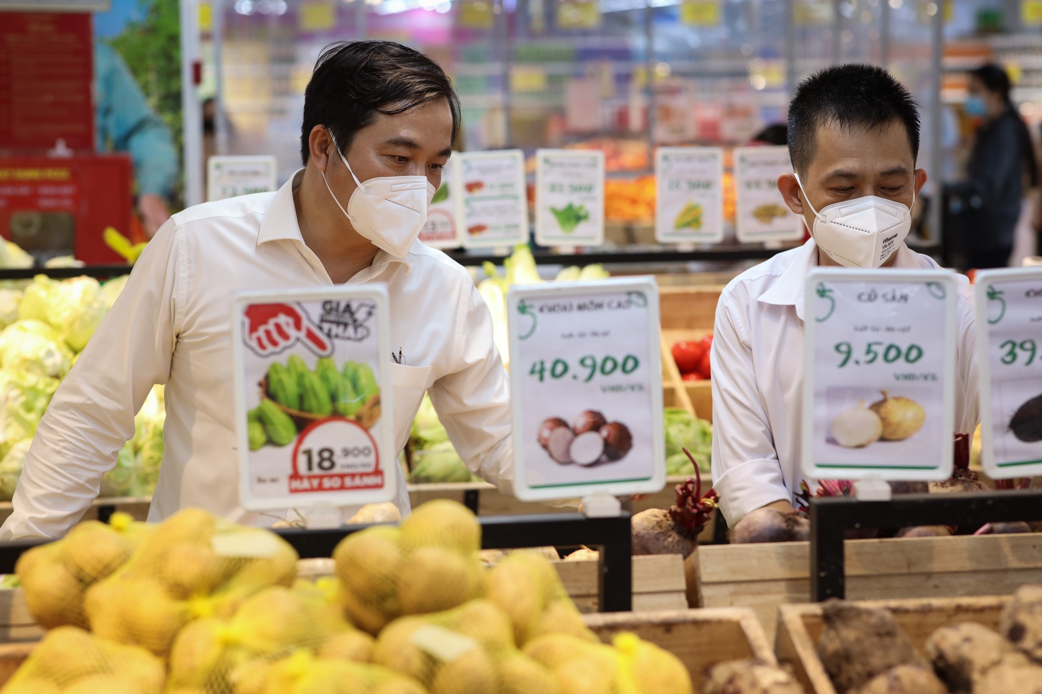 dan quan 7 di sieu thi theo phieu anh 7