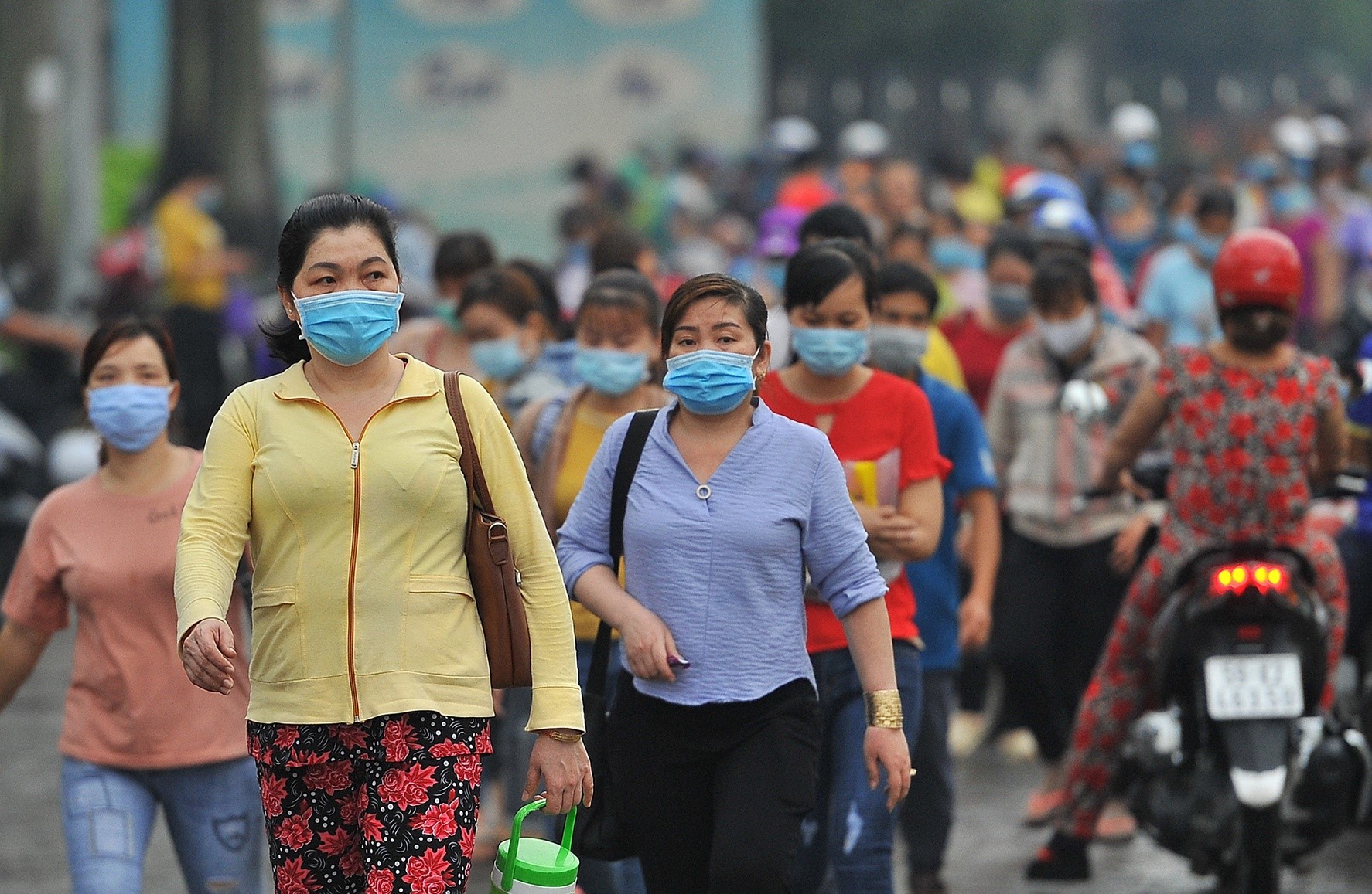 Lao dong o khu cong nghiep, che xuat quan 7, Cu Chi duoc di lam lai hinh anh