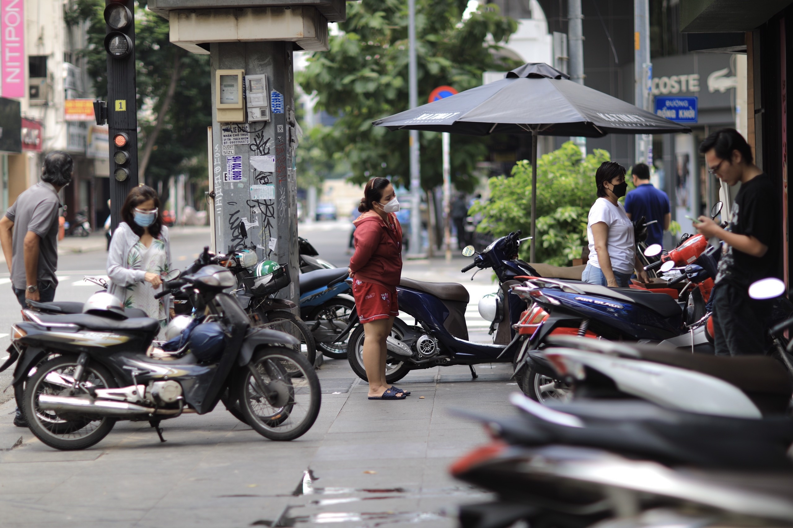 mua cafe,  tra sua anh 3