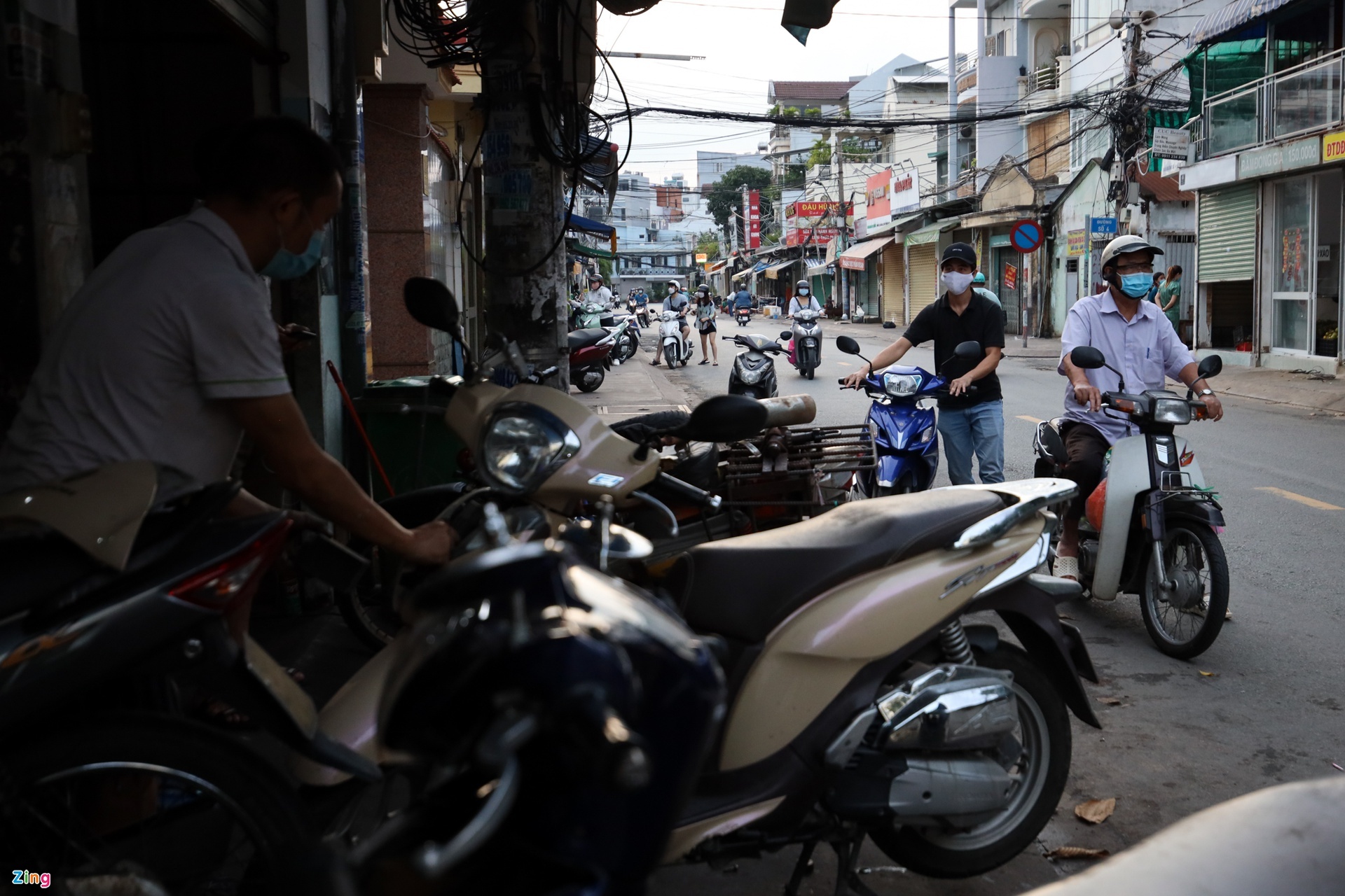 nhieu tiem sua xe ngung hoat dong anh 1