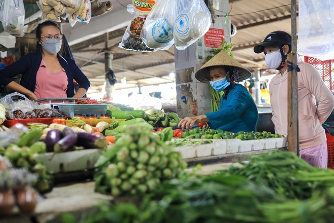 Co 15/234 cho truyen thong tai TP.HCM dang hoat dong hinh anh