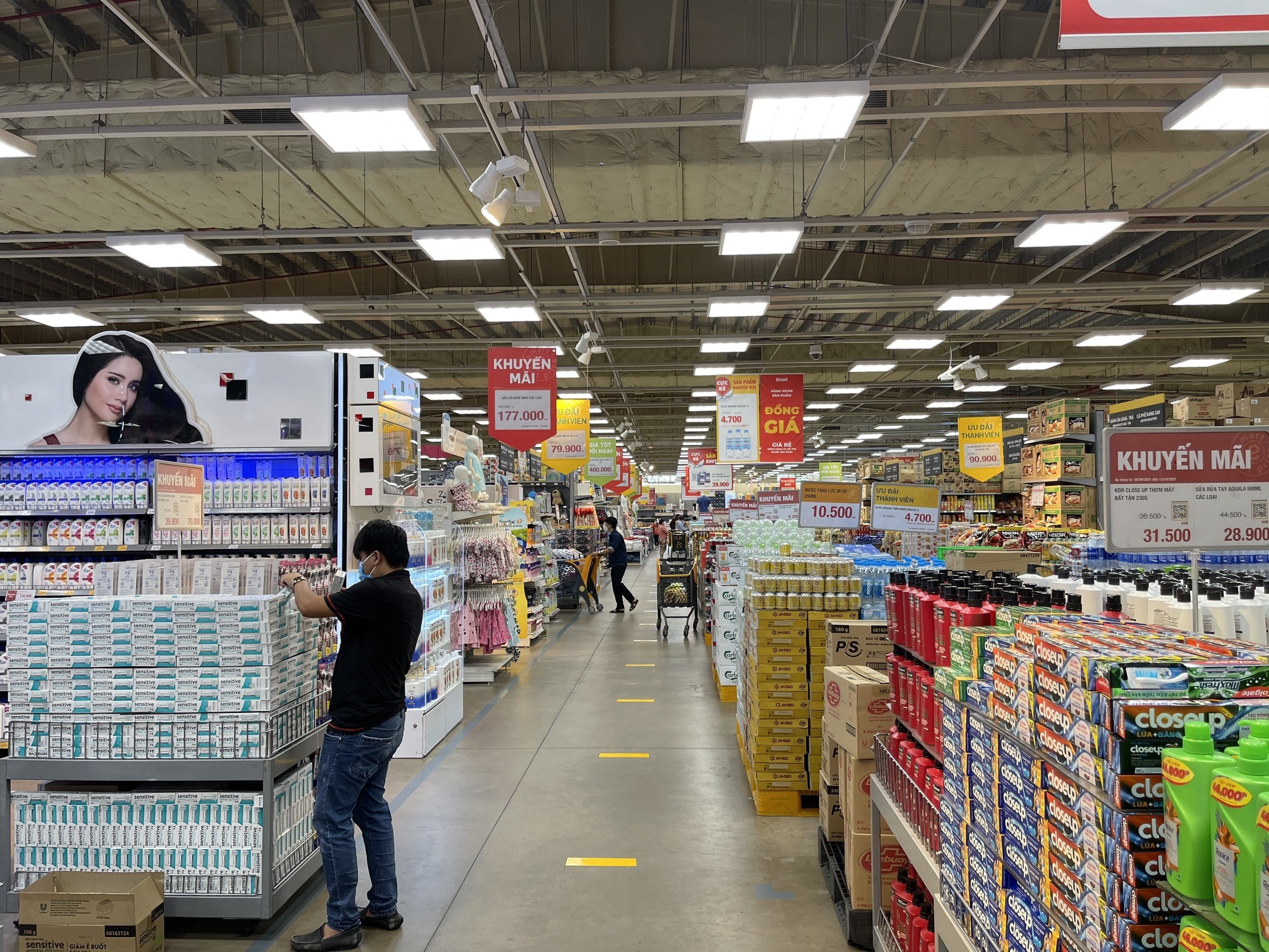 Sieu thi Emart Go Vap duoc mo lai sau yeu cau tam dong cua hinh anh