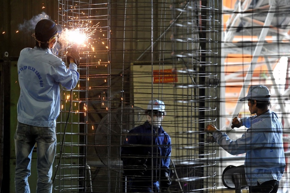 hang hoa tang gia sau dich anh 3