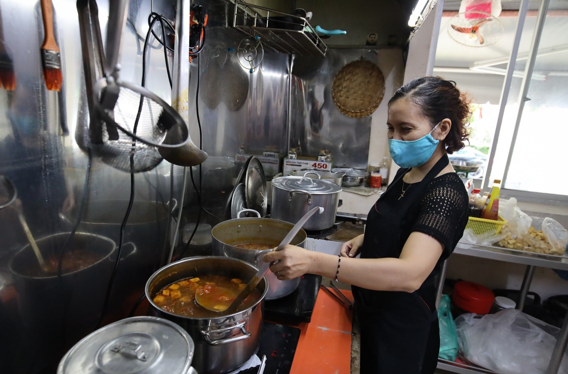 hang an tang gia anh 1