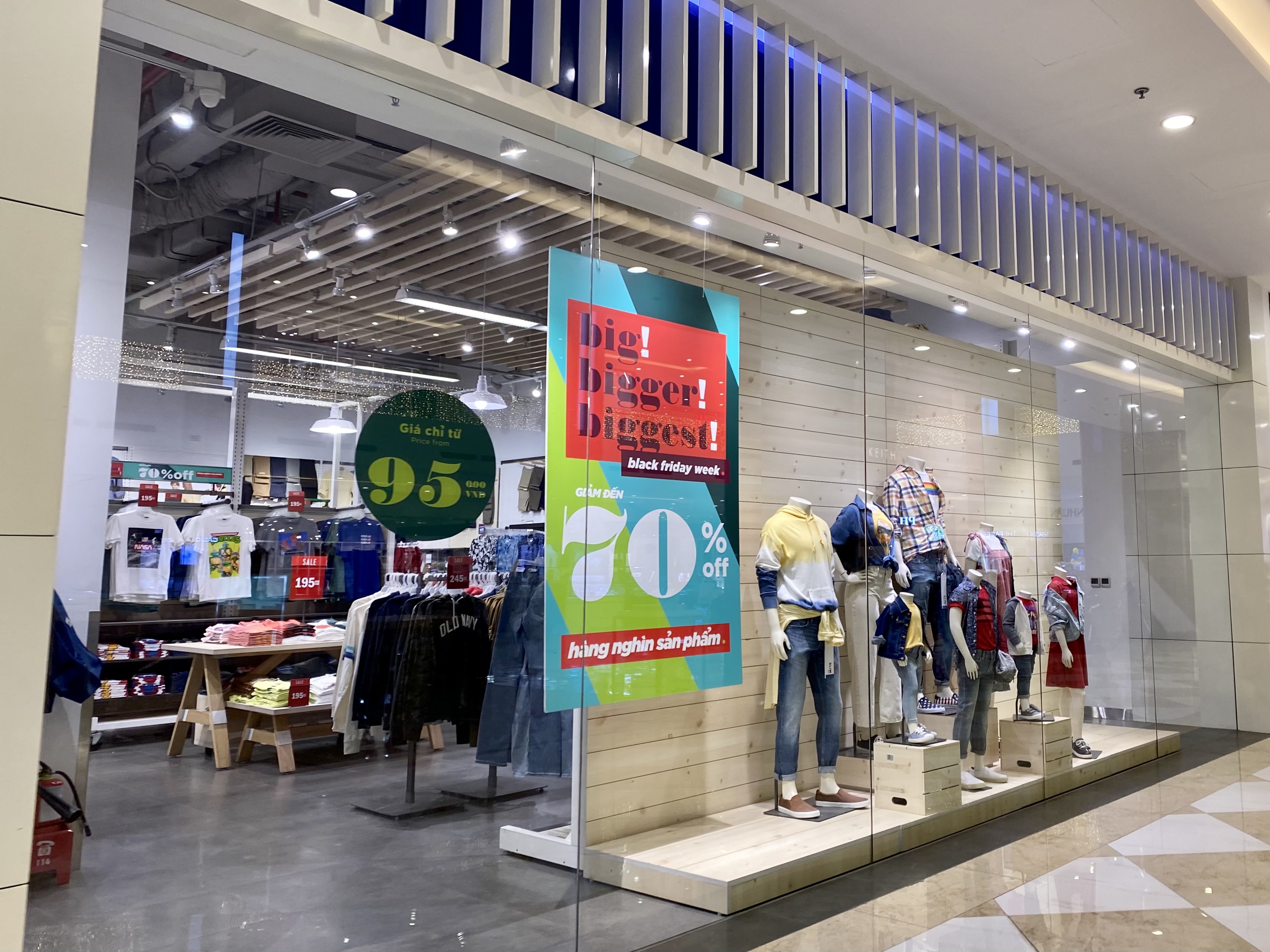 thuong hieu lon giam gia anh 1